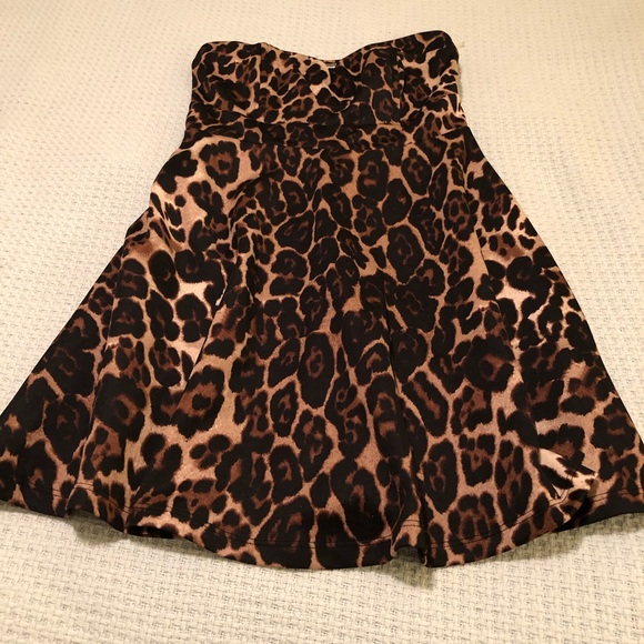 2B Bebe Dresses & Skirts - 2b bebe animal print dress